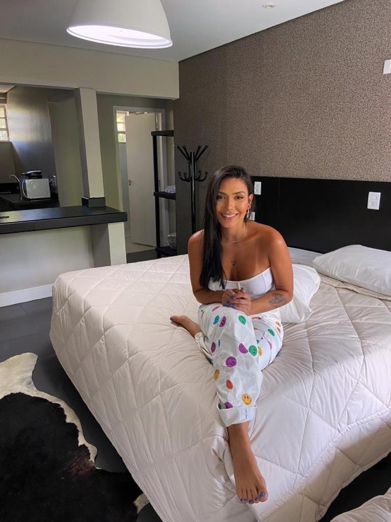 Living Aparthotel
