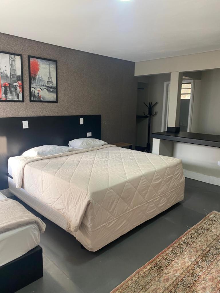 Living Aparthotel *